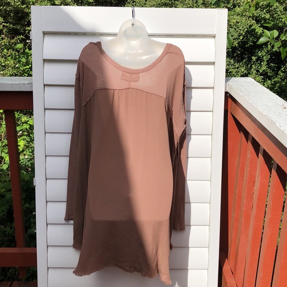 We The Free long sleeve hi low top - Picture 8 of 13